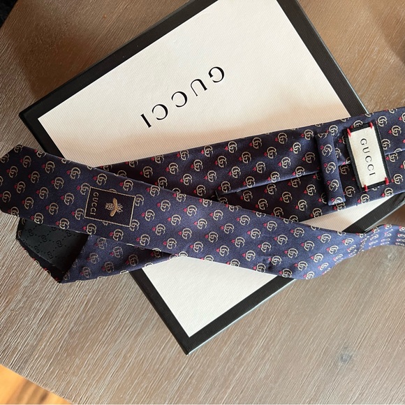 Gucci necktie - Picture 1 of 8